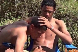 Exotic twinks swallow meat at a scorching pricknic